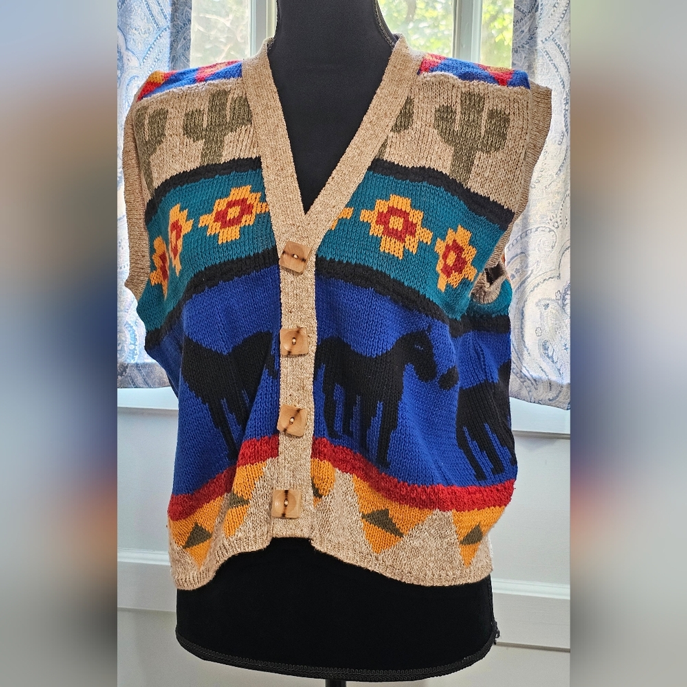 Women's Multicolor Patterned Cardigan - Picture 3 of 5
